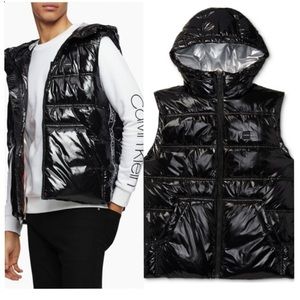 Calvin Klein Hooded Water Resistant Puffer Vest